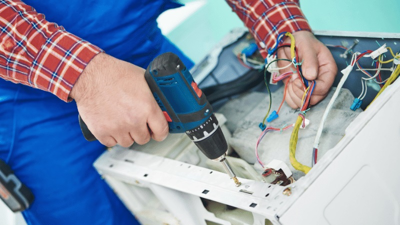 Evren Goodman Goodman çamaşır makinesi kart tamiri – Su almama arızası orijinal parça ile giderildi. - Teknik servis örneği